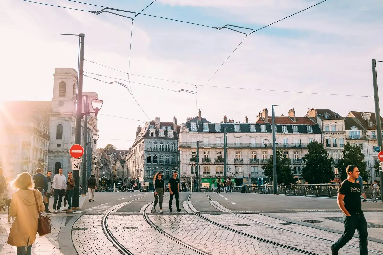 Berline de luxe sur la Grand'Place de Lille