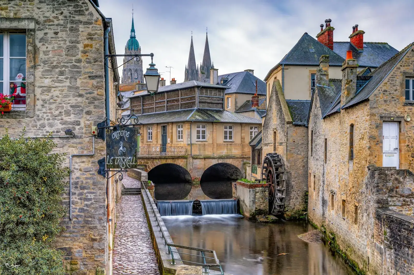 Berline de standing dans le centre-ville de Lons-le-Saunier